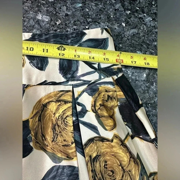 An Original Milly of New York 100% Silk Floral Fit & Flare Pleated Skirt Size 8 - Picture 5 of 8